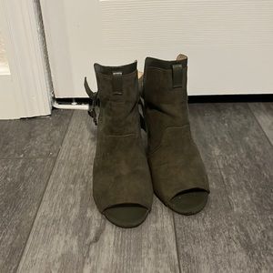 Green bootie heels